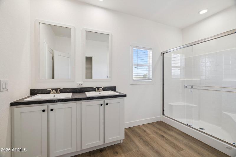 18-web-or-mls-50308-w-wildwood-rd