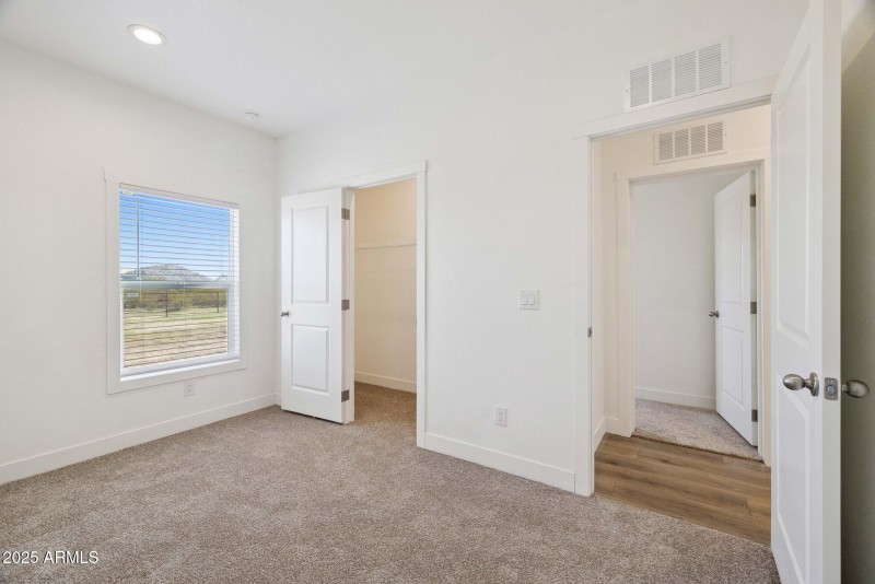 23-web-or-mls-50308-w-wildwood-rd