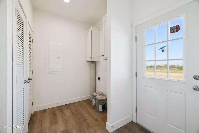 27-web-or-mls-50308-w-wildwood-rd