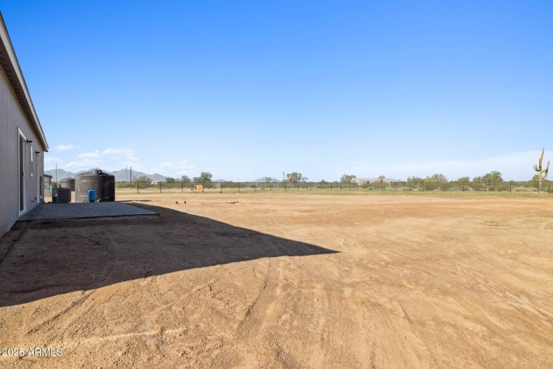 31-web-or-mls-50308-w-wildwood-rd