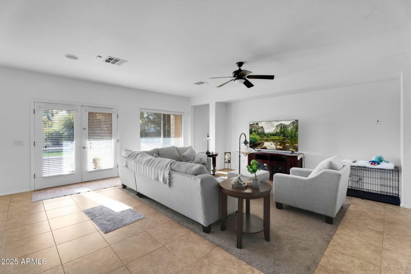 5-web-or-mls-2837 N Mystic Ct-9