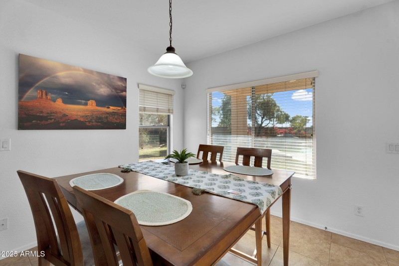 14-web-or-mls-2837 N Mystic Ct-17