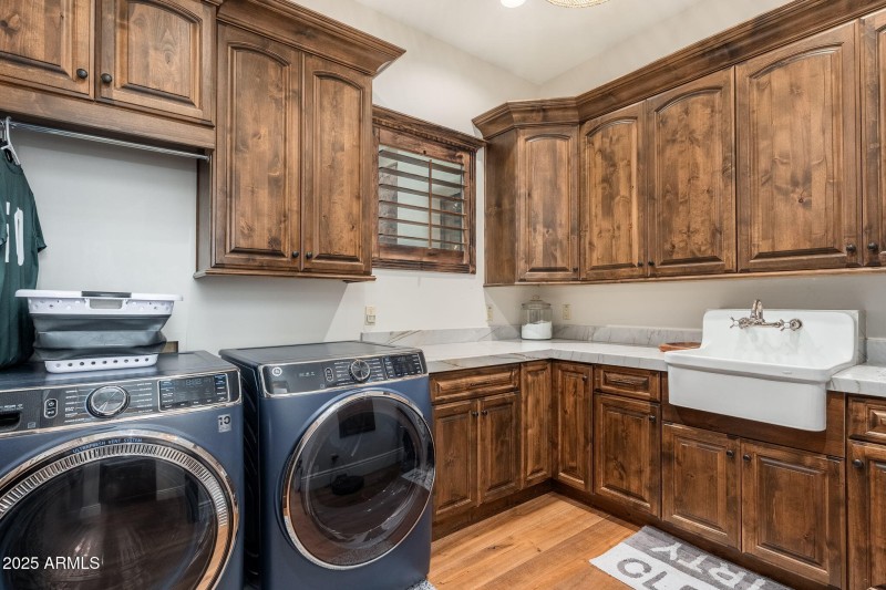 2196 E Champagne Pl - 52