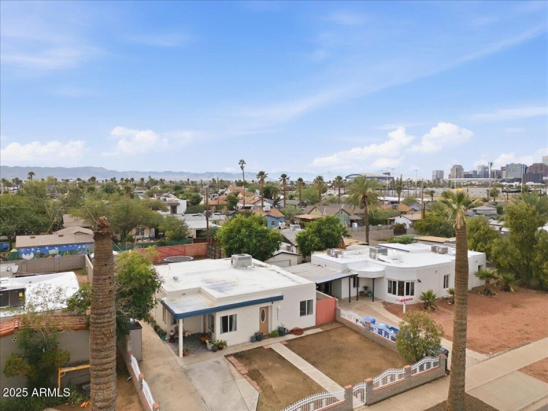 02-Aerial front of home