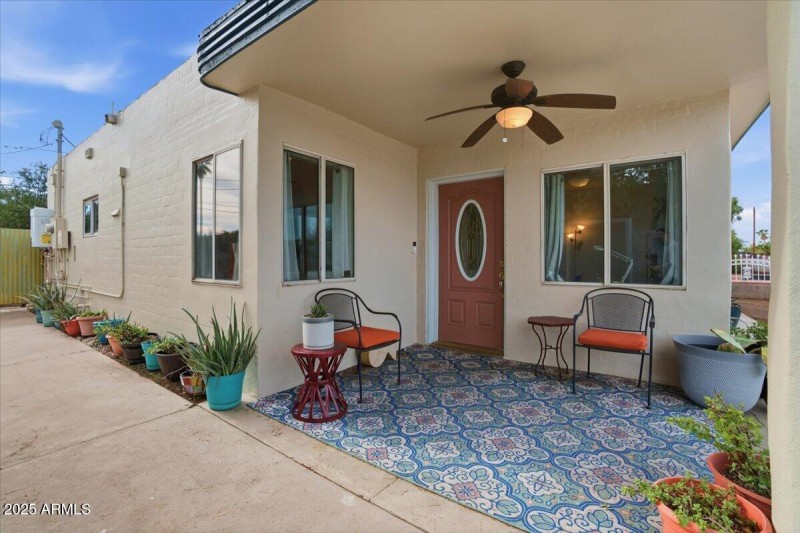 10-Front patio and entry