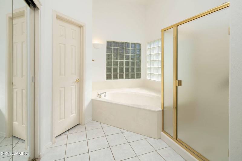 Primary Suite Bathroom