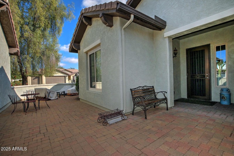 3652 W Saratoga Ct Florence AZ-large-004