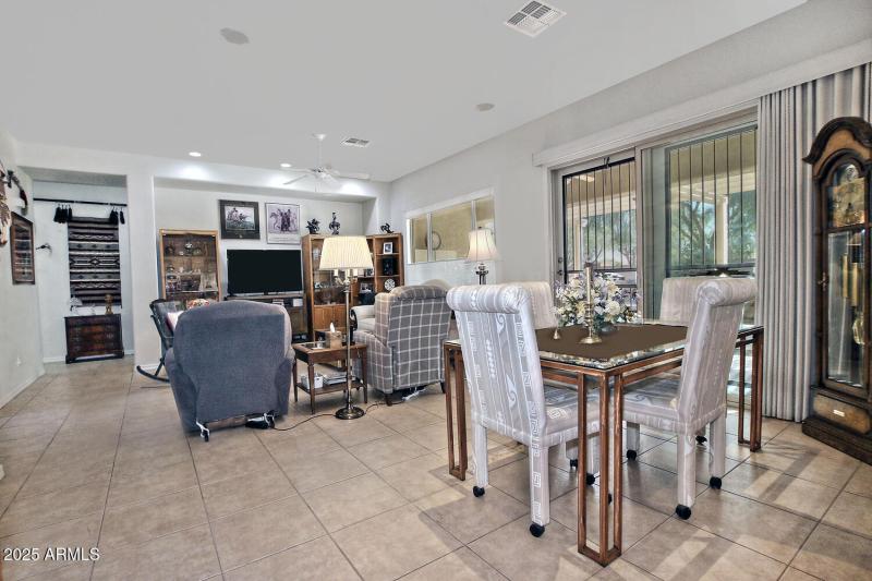 3652 W Saratoga Ct Florence AZ-large-027