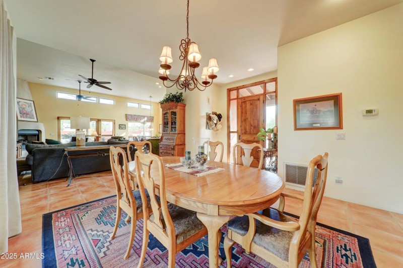 5098 E Fourth Ave-17