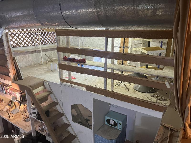 1201 W Hoover Loft Storage Area