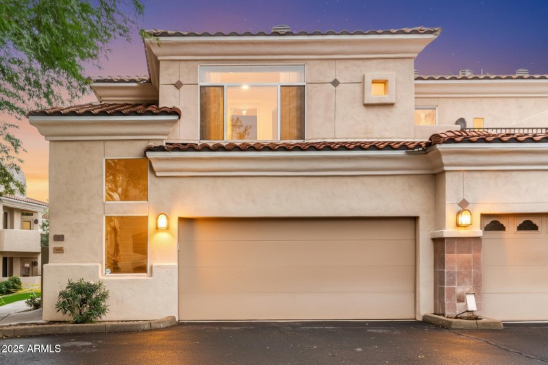 1747 E NORTHERN Avenue 263