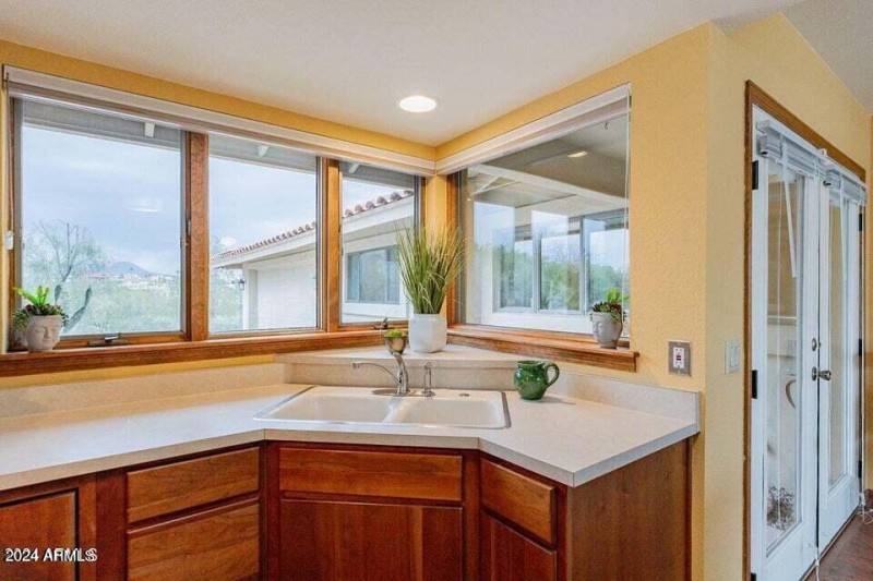 Guest Casita Kitchen