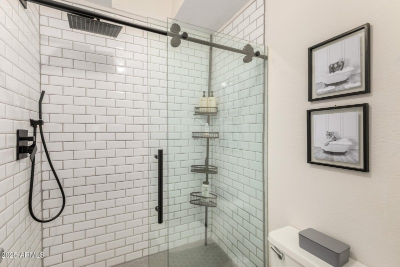 5122 E Shea Blvd 2097