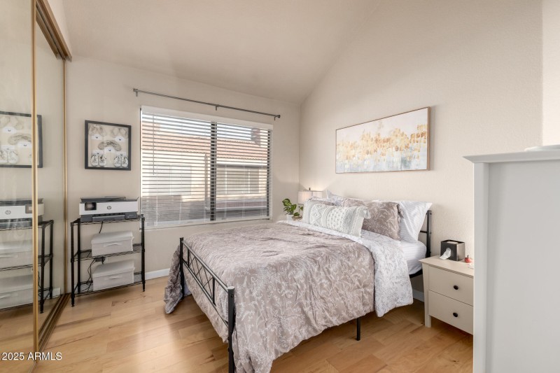 5122 E Shea Blvd 2097