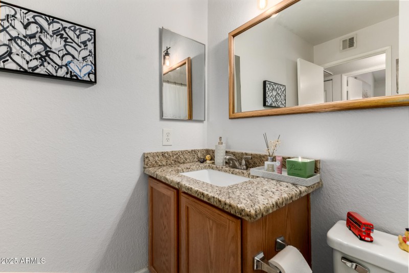 5122 E Shea Blvd 2097