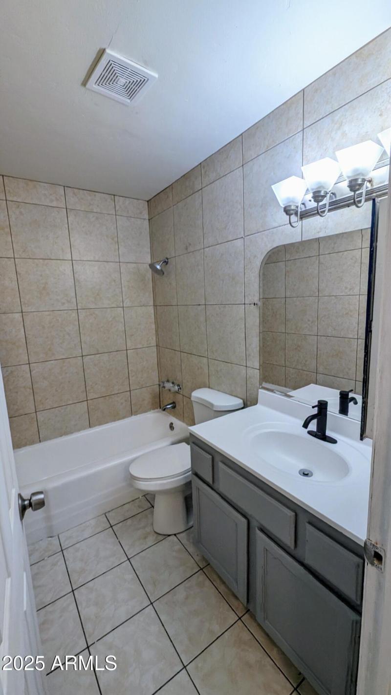 Unit C - Bathroom