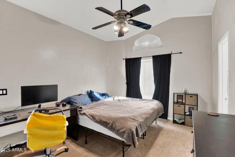 13-web-or-mls-16629 S 44th Pl-14