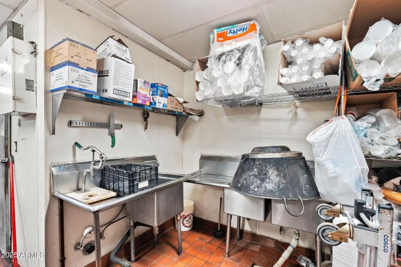 5037 W Thomas Rd - 23