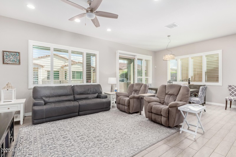 Great Room with 10 ft. Ceilings