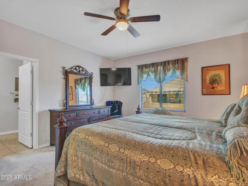 Bright & Comfortable Suite