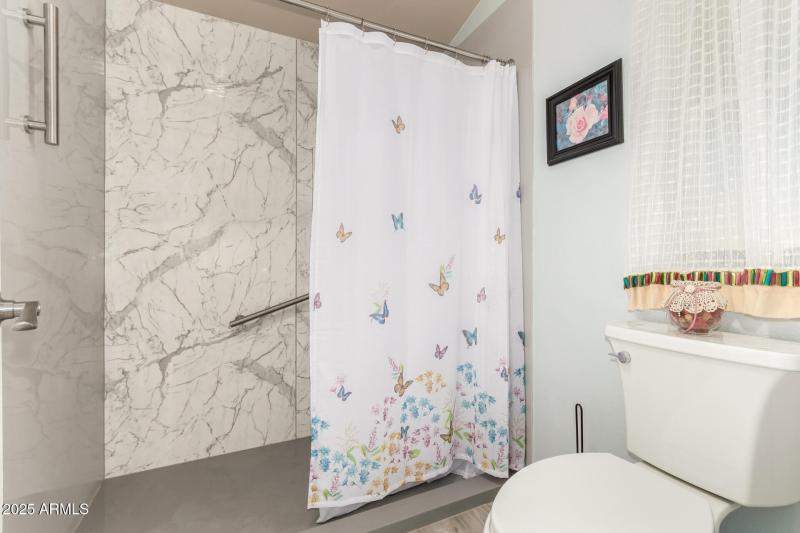 3301 S Goldfield Rd #2122