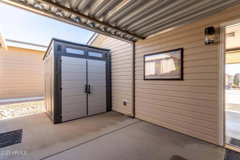 3301 S Goldfield Rd #2122