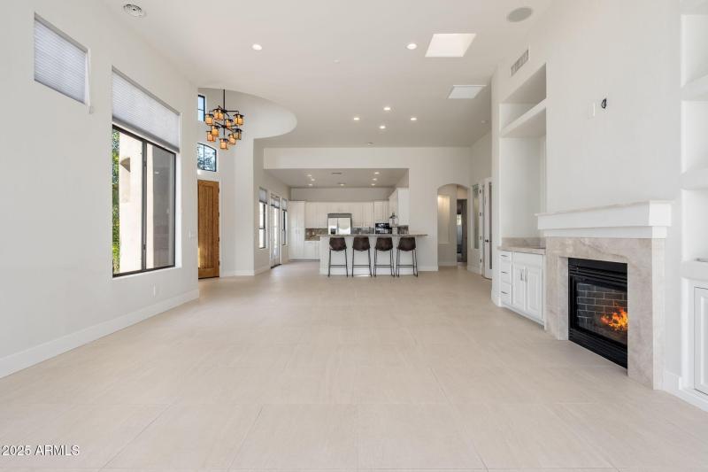 great reoom fireplace