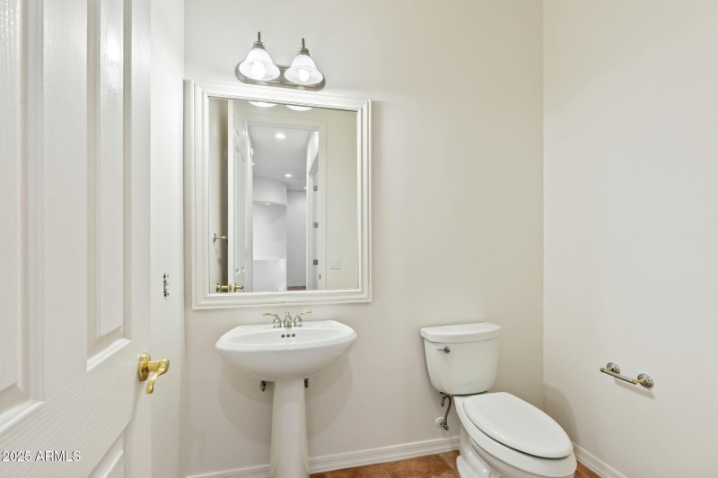 powder room