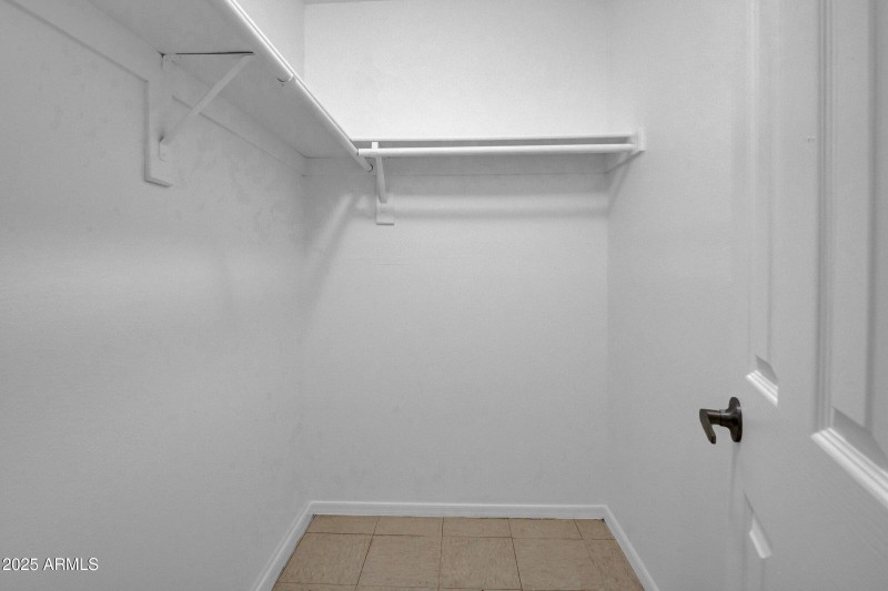 16-custom-2234 W Hazelwood St-16