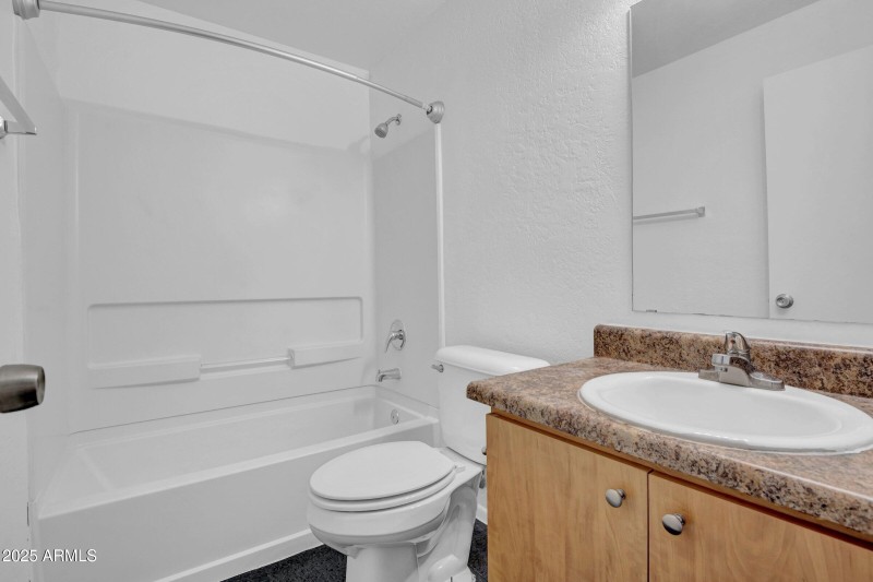 23-custom-2234 W Hazelwood St-23