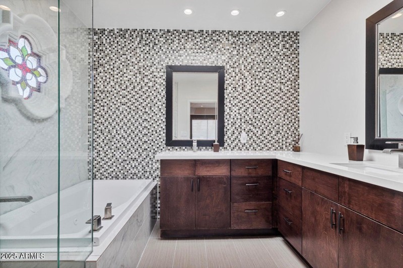 10626 N Indian Wells DR