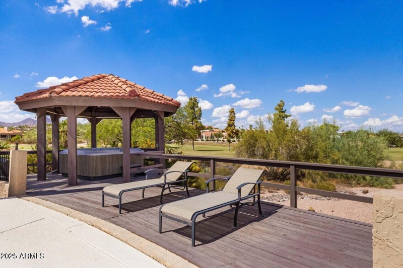 10626 N Indian Wells DR