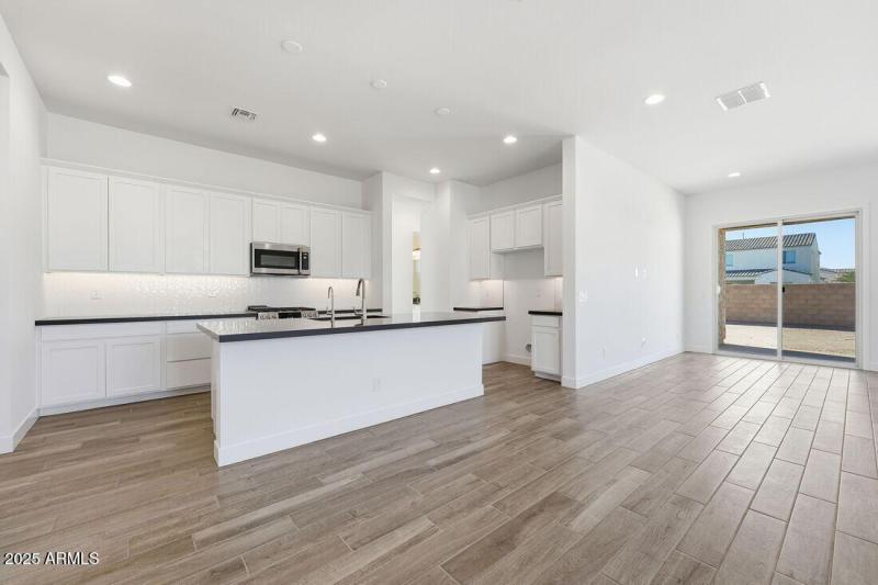 38104 N HACKBERRY Street