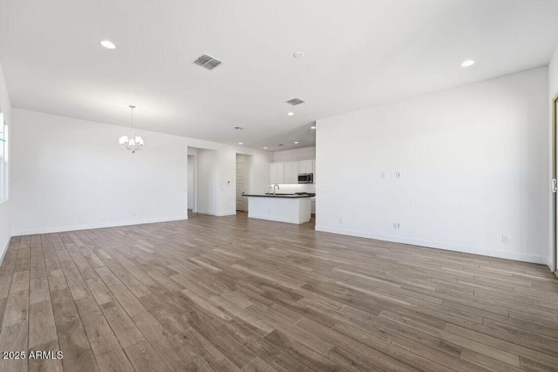 38104 N HACKBERRY Street