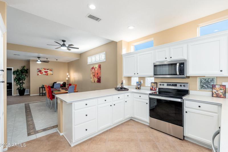 23203 N Via De La Caballa - 17