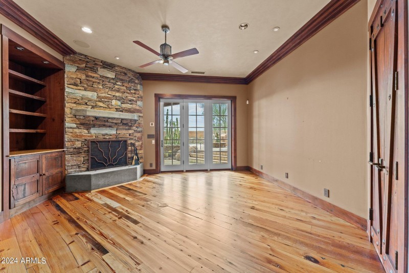 Family Room off of Kitchen