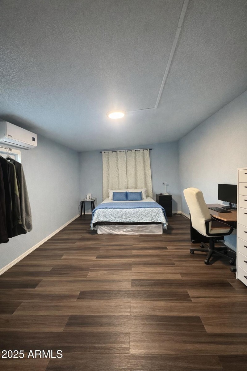 C4200494-CEE3-447F-BE55-A8E03A315FE1