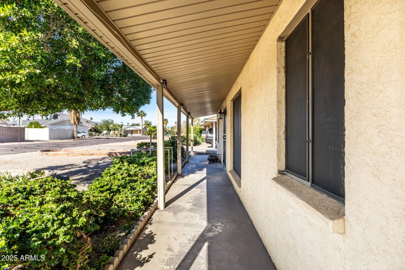 2221 N 71st St Front patio entry