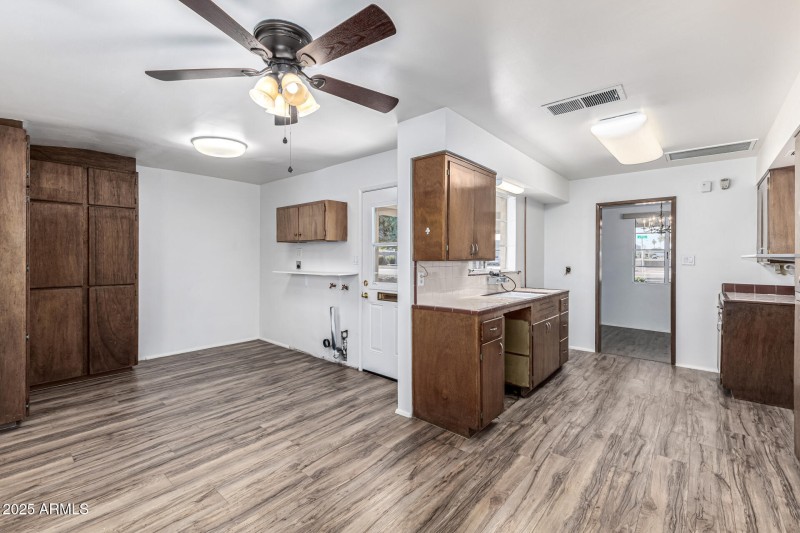 Kitchen Nook Laundry