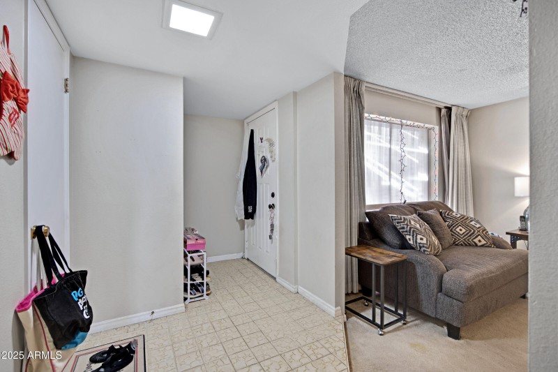 3673 S Roosevelt St-7