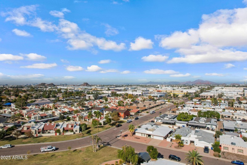 3673 S Roosevelt St-62