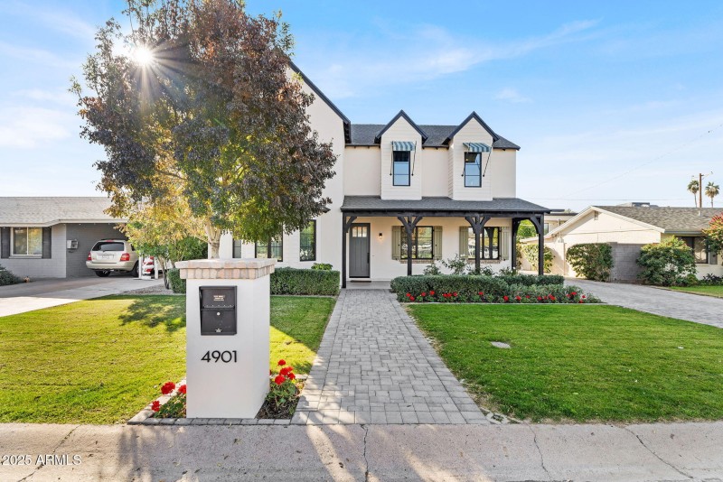 2-web-or-mls-4901 E Amelia Ave-1