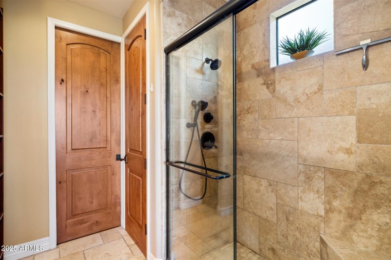 Master Walk-in Shower
