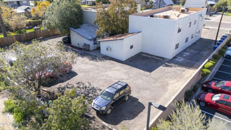 DJI_20251206035000_0014_D-7