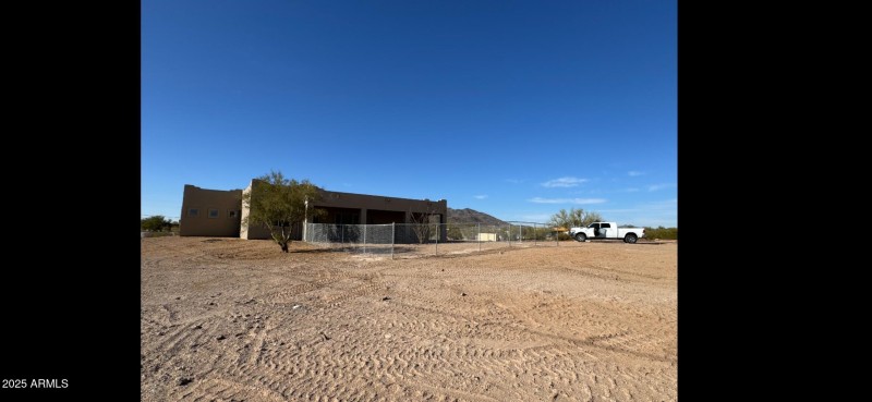 Screenshot_20251014_051830_Messages