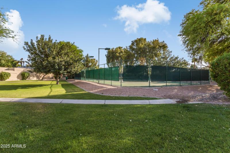 Tennis/Pickleball Courts