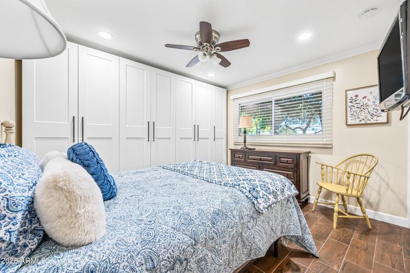 44-5972N83rdS-ocupix-