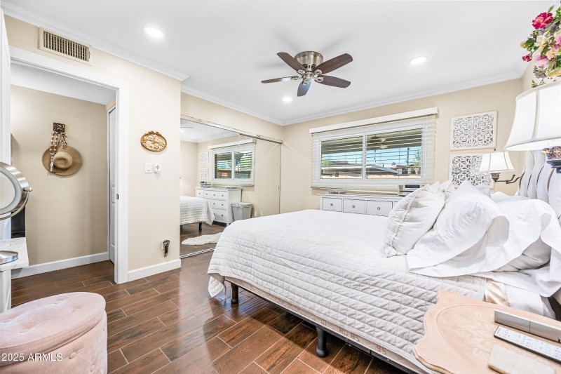 42-5972N83rdS-ocupix-