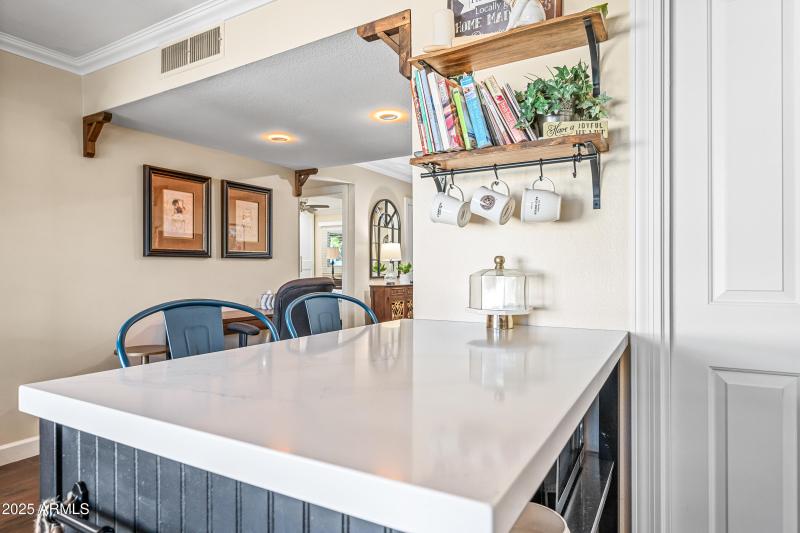 21-5972N83rdS-ocupix-