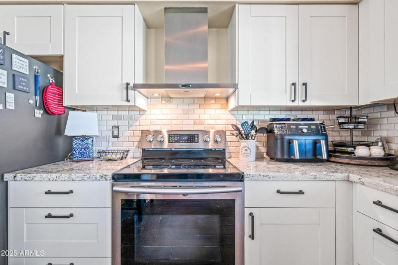 14-5972N83rdS-ocupix-